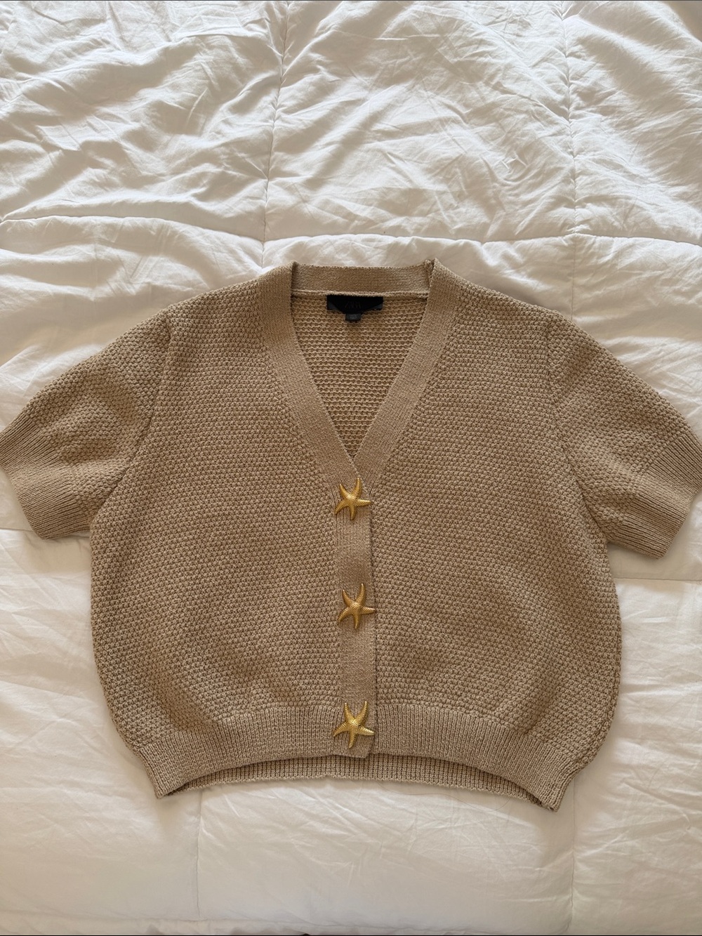Zara Beige Short-Sleeve Knit Cardigan with Star Buttons